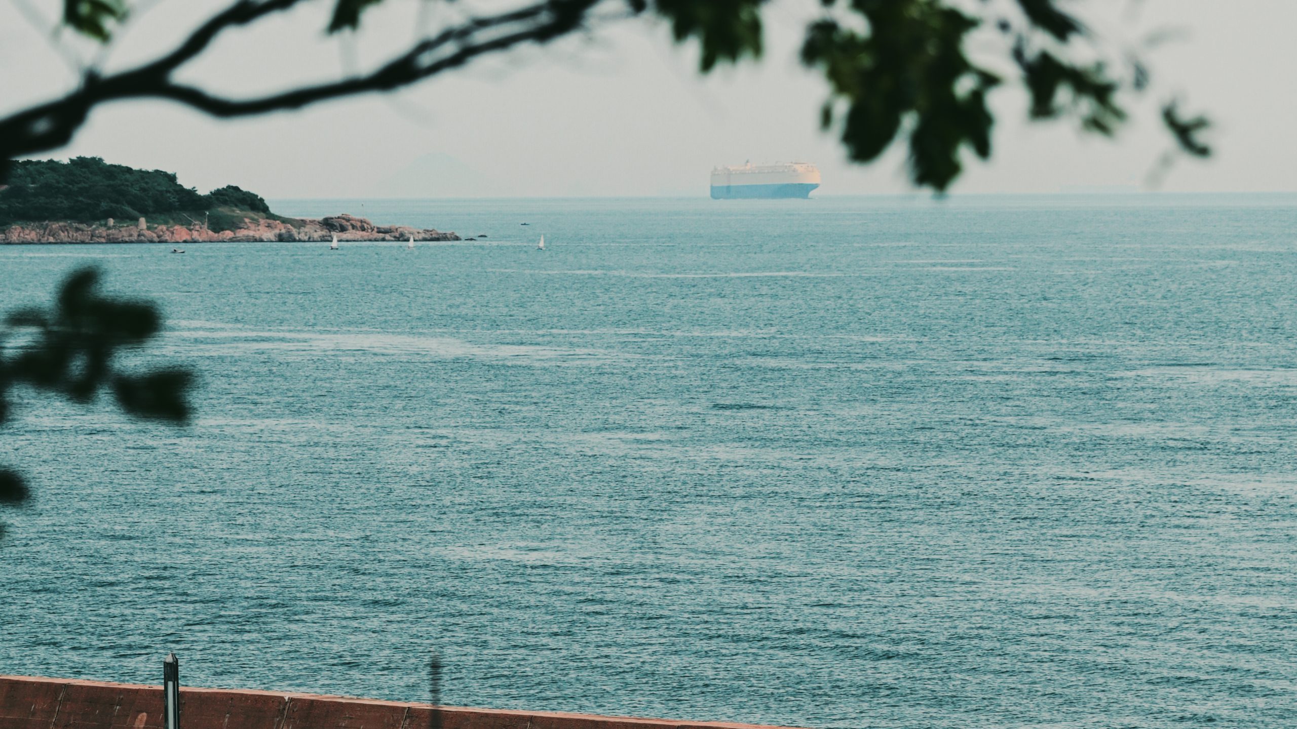 home-banner-background